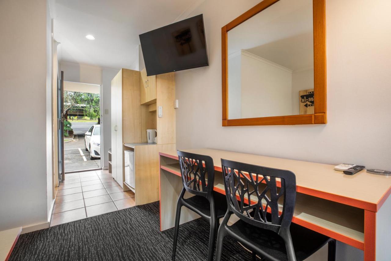 Burvale Hotel Nunawading Exterior photo